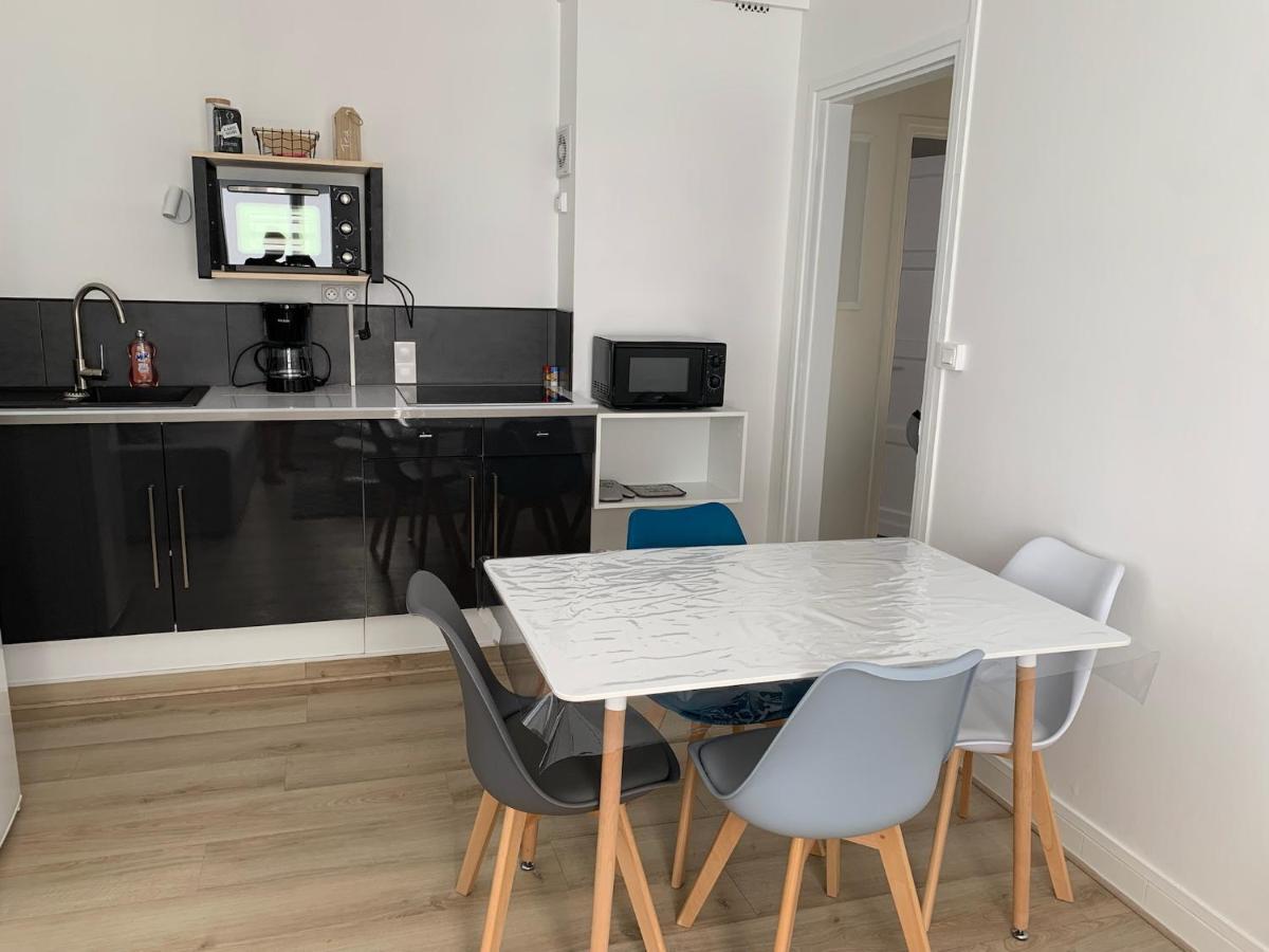 Charmant Logement A 2 Pas De La Plage 勒波泰勒 外观 照片